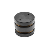 Cople cilíndrico mecánico electrificado, omnidireccional para rieles magnéticos modelos ILUTMAG2624SS e ILUTMAG2651SS acabado negro, ángulo 360°, conexión horizontal de iLumileds (REQUIERE ACCESORIO NO INCLUIDO)