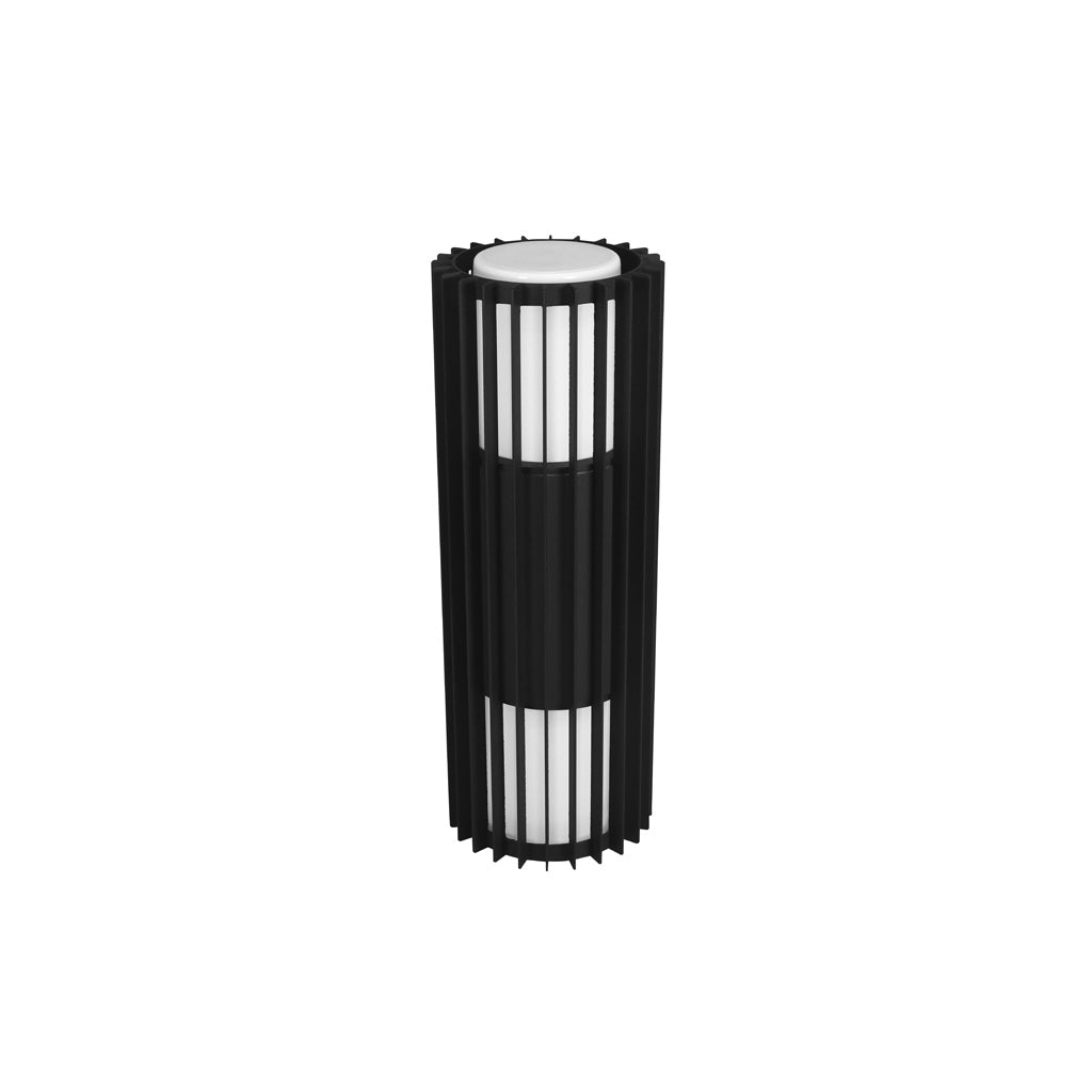 Luminario arbotante Míes 2, con dos bases G9, fabricado en aluminio acabado negro, aptos para zonas húmedas de línea Europea iLumileds