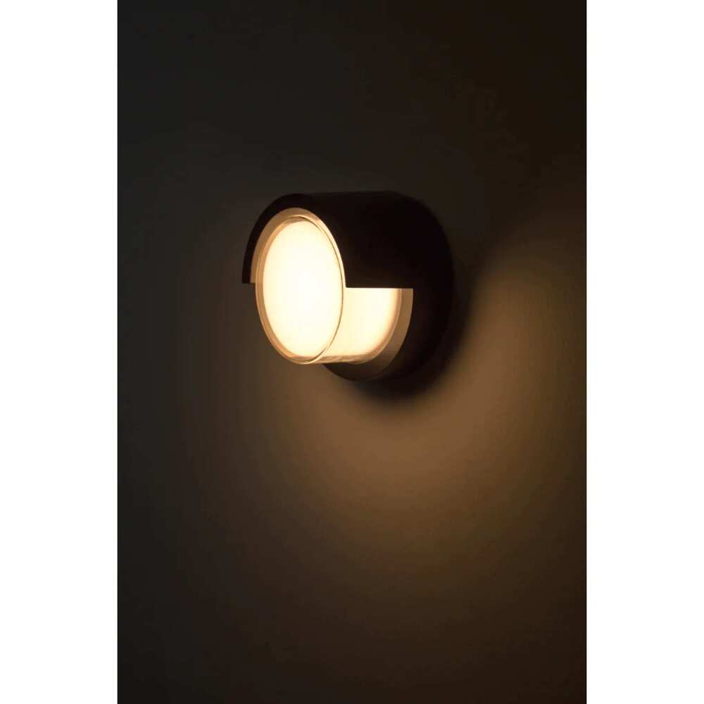 Luminario de muro exterior circular 7W con salida de luz frontal de iLumileds