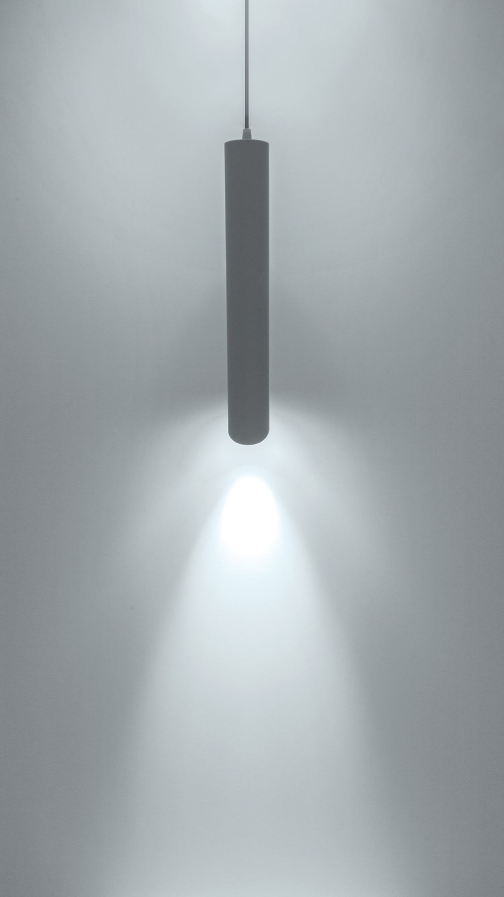 Luminario Hidra tubular 23cm para suspender acabado ext negro / int dorado para lámpara MR16 GU10 (no incluida) de iLumileds
